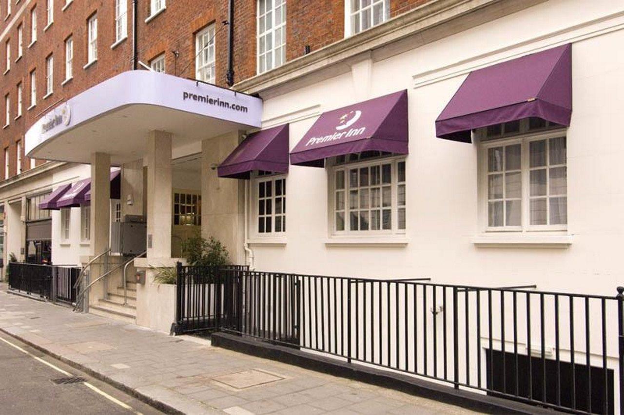 Premier Inn London Victoria Exterior photo